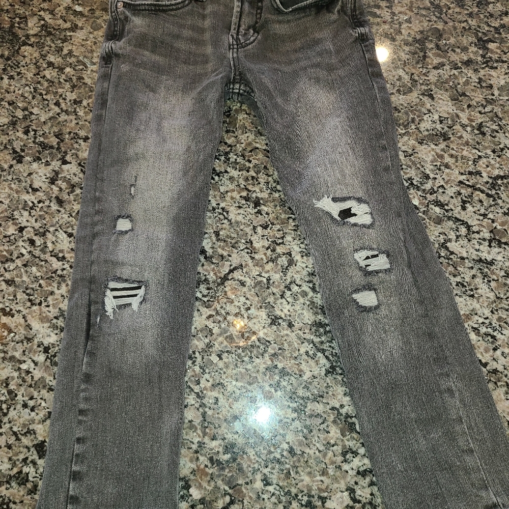 Wonder Nation Size 6 ripped jeans
